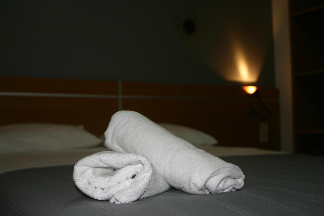 Helios Hotel 푸아티에 외부 사진