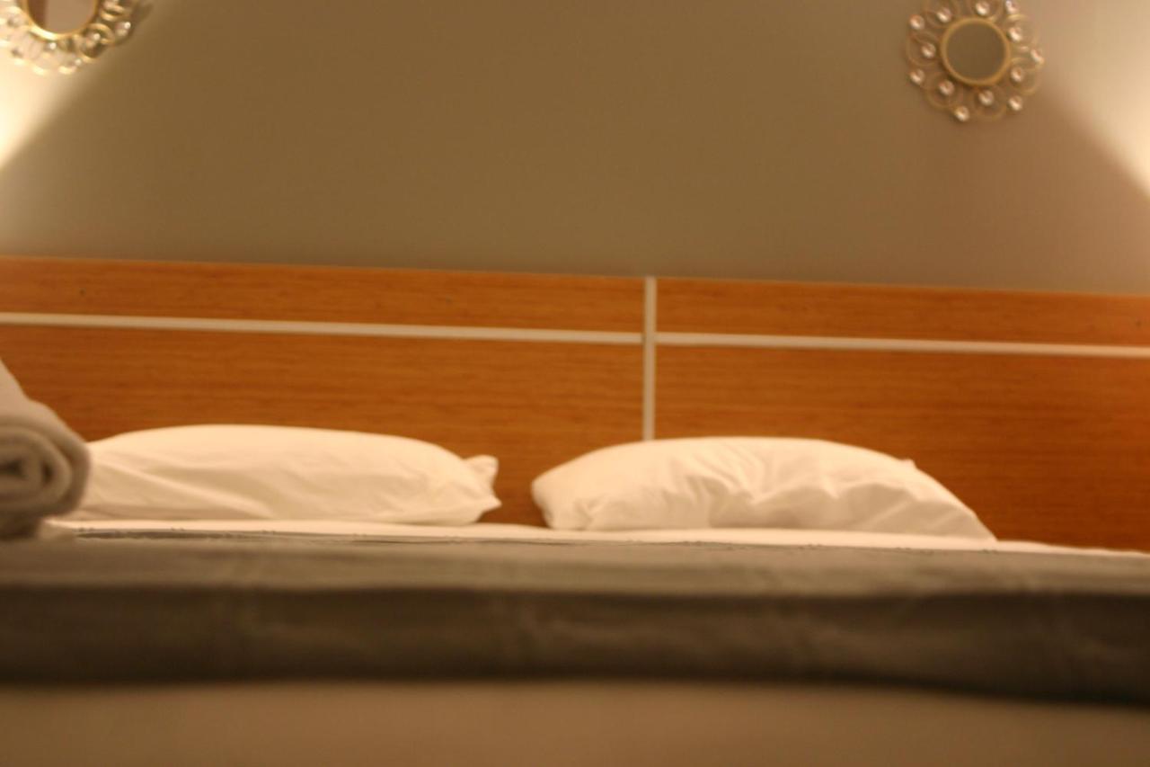 Helios Hotel 푸아티에 외부 사진